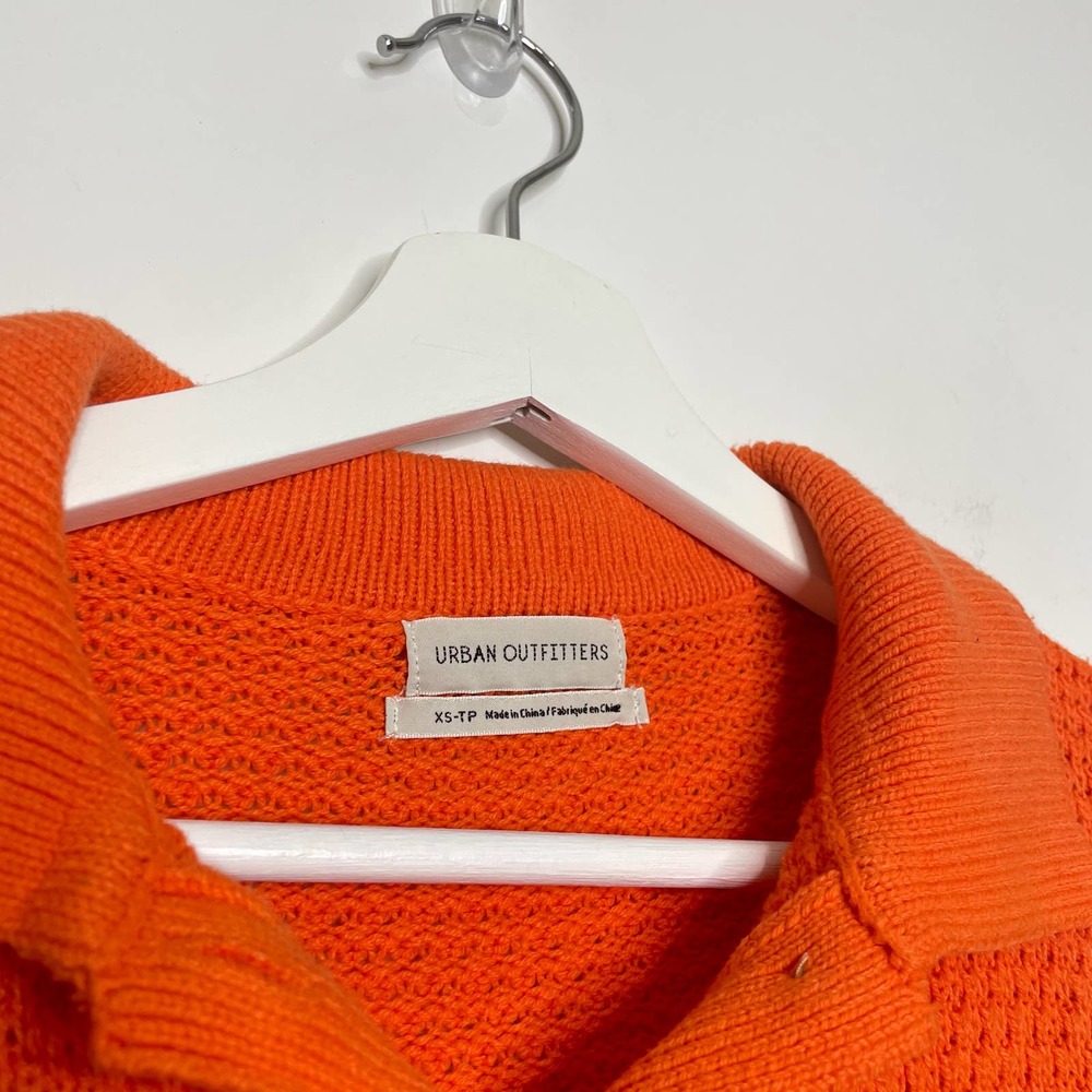 URBAN OUTFITTERS | Textured Polo Sweater | XS - Picture 6 of 6